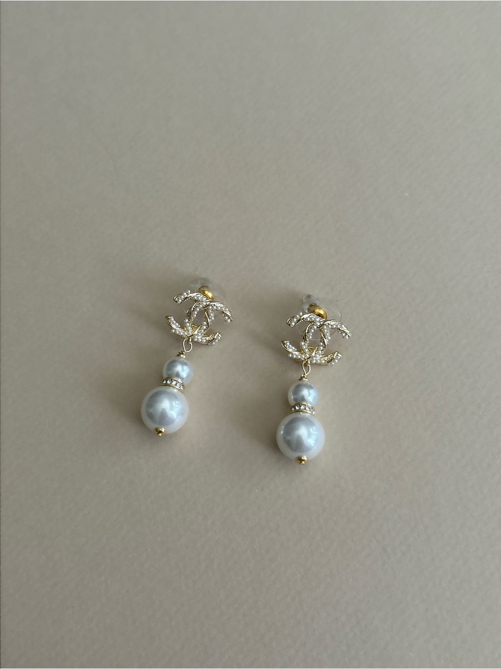 Chanel pearl earrings L6 - Picture 3 of 7